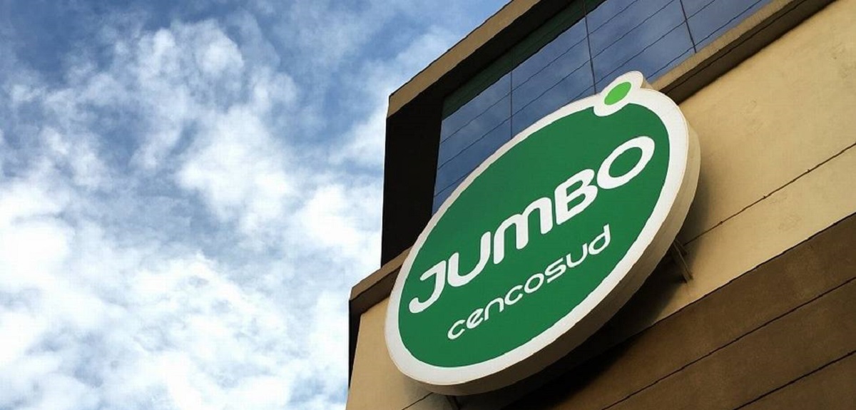 Trabajadores de Jumbo de Puerto Montt denuncian que les cobrarán por usar estacionamientos