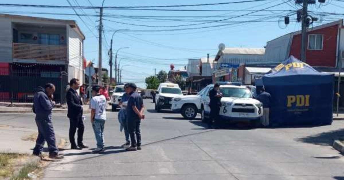 Encuentran muerta a mujer de 29 años en vía pública de Chillán: adolescente se entregó