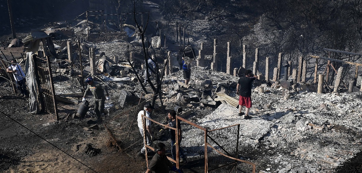 Ministra Carolina Tohá confirmó que presidente Boric viajará hoy a Viña del Mar por megaincendio