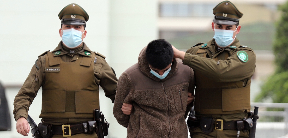 Joven fue detenido tras cometer cinco delitos en una noche: fue hallado gracias a GPS de auto robado