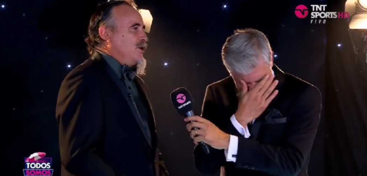 Manuel de Tezanos sufrió incómodo chascarro al confundir al 'Flaco' con el 'Indio'