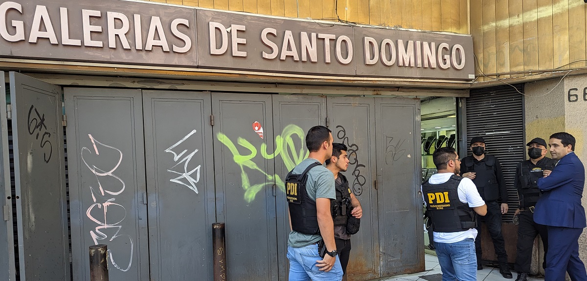 Caso relojes: abogado de detenido en galería Santo Domingo explicó allanamiento de la PDI