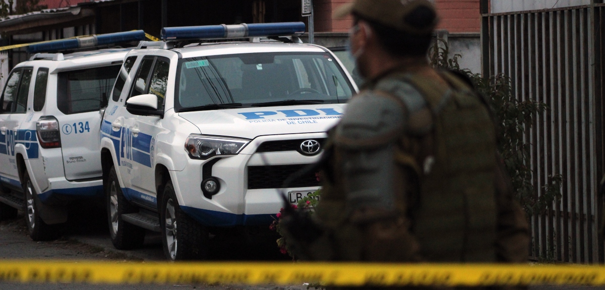 Carabinero evitó a balazos supuesta encerrona en Puente Alto: presunto delincuente resultó muerto