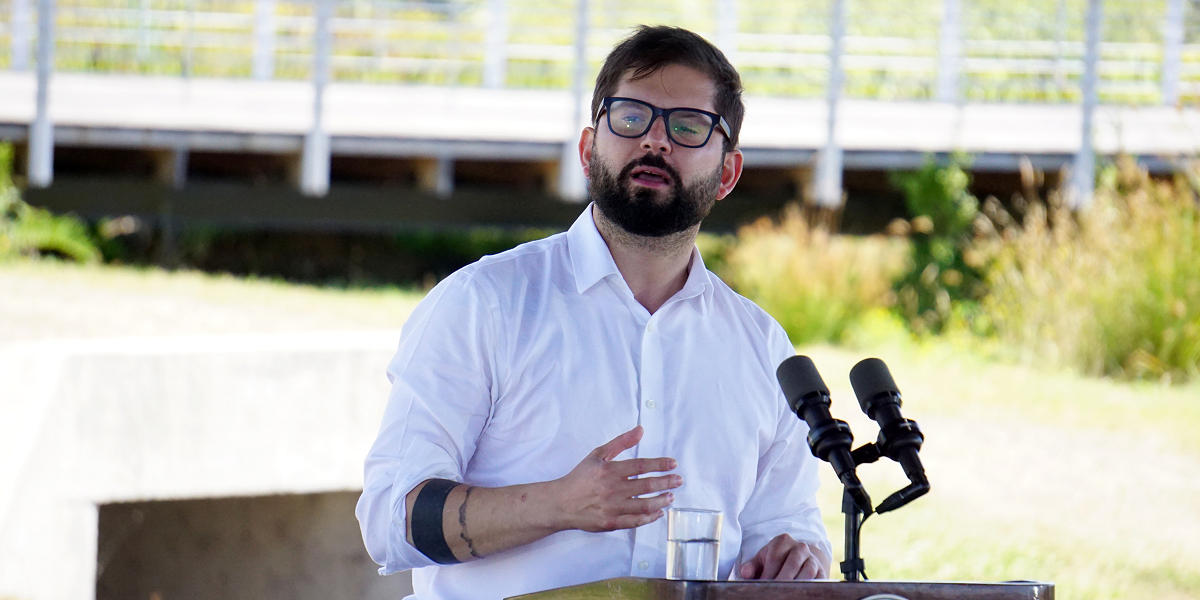 Presidente Boric reaccionó a polémica tras indultos: “Para reparar heridas que están abiertas”