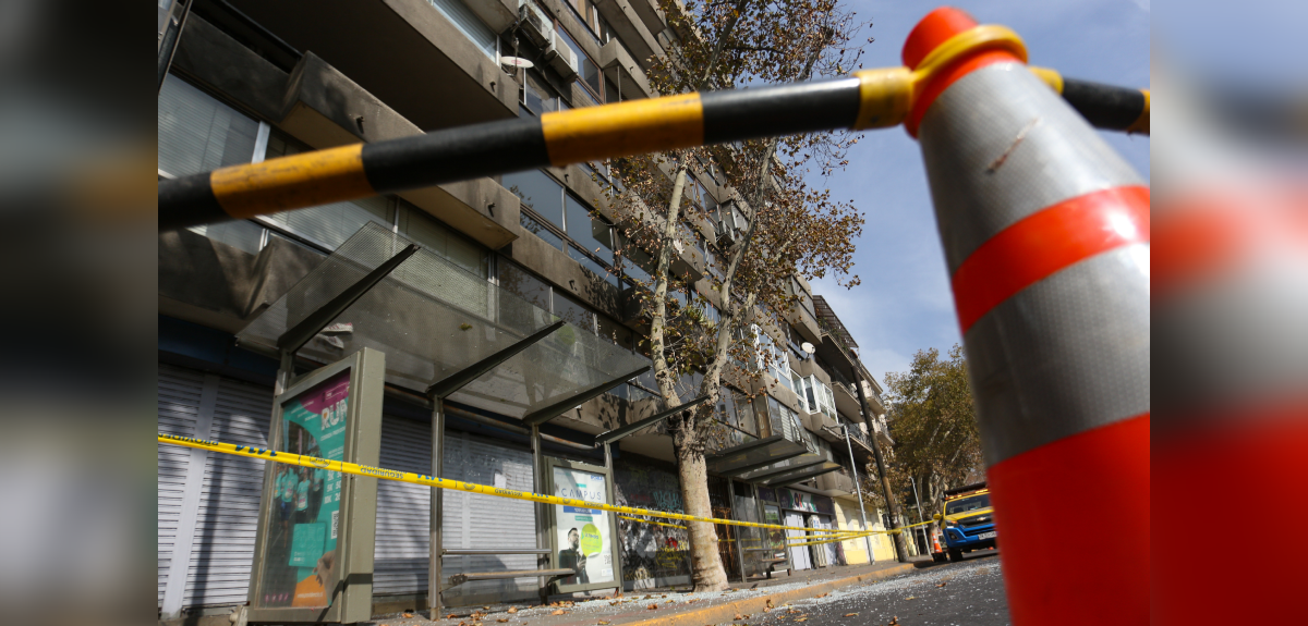 Persona pierde la vida tras caer desde un piso 15 en pleno centro de Santiago