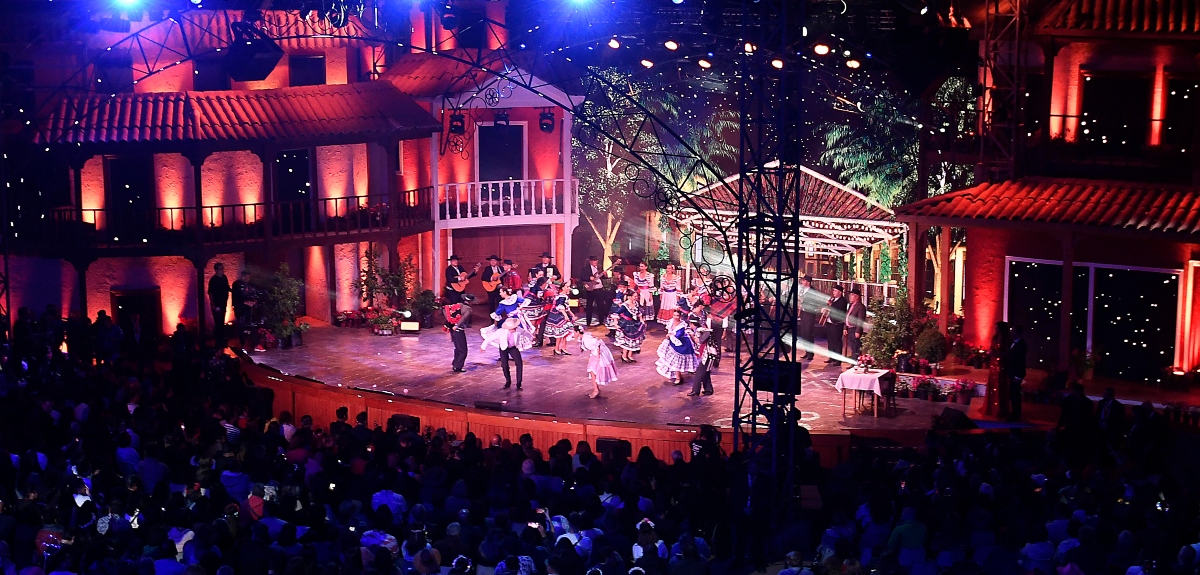 Primera noche del Festival del Huaso de Olmué inició con pifias en medio de la obertura