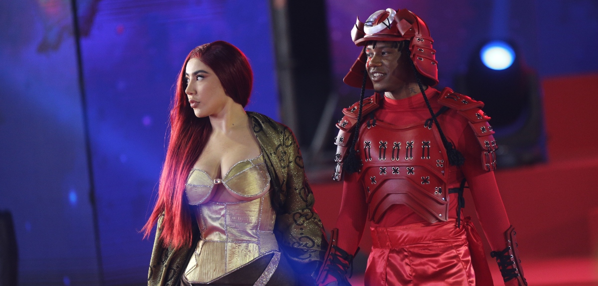 ¿Por qué fue de samurai? Polimá Westcoast explicó su original look de la gala de Viña