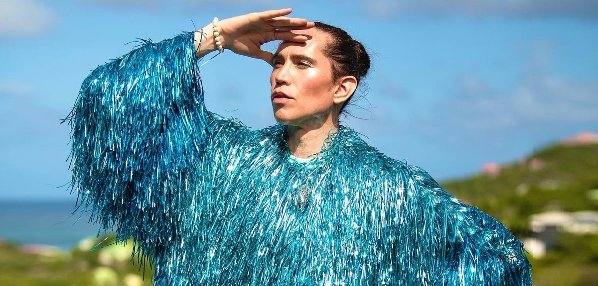 Di Mondo celebró un San Valentín diferente: cantó 'Love me tender' y sorprendió con su voz