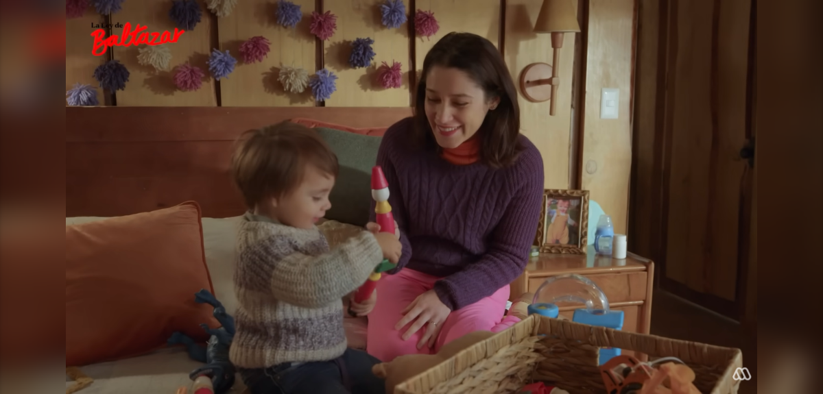 Actores de 'La ley de Baltazar' despiden al pequeño Mati tras el fin de las grabaciones