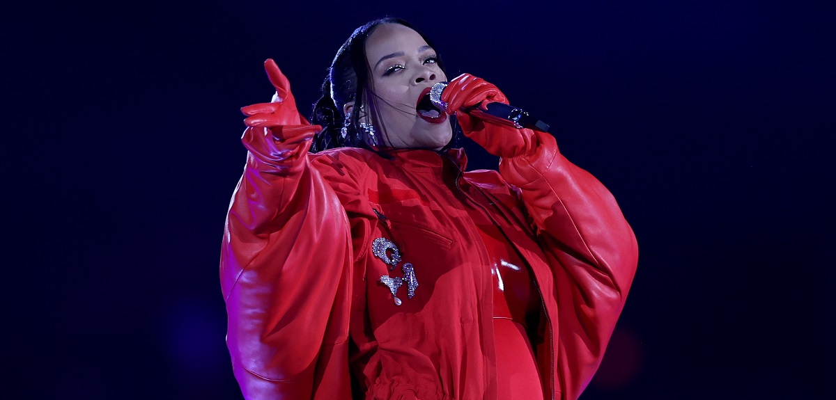 ¿Rihanna está embarazada? Representante de la artista puso fin al misterio tras show en Super Bowl