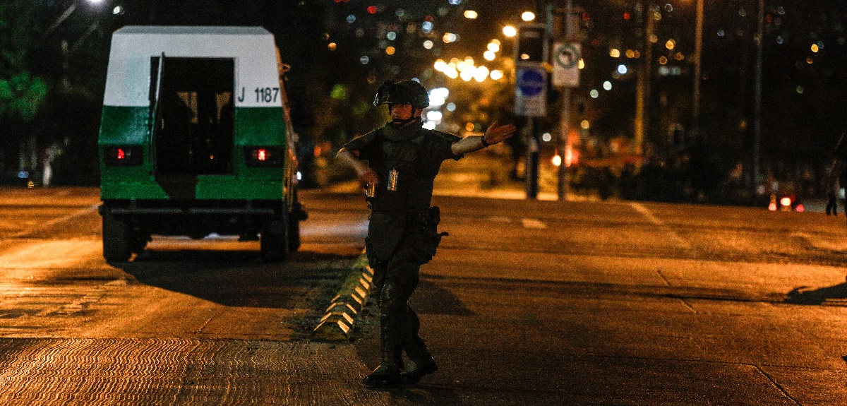 Carabinero fue baleado durante incidentes en Día del Joven Combatiente: está fuera de riesgo vital