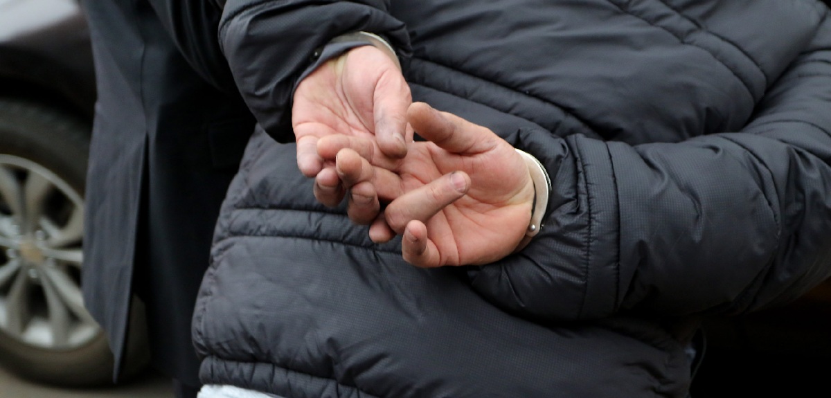 Detienen a sujeto por violación reiterada a hija: le daba alcohol y pastillas para evitar embarazo