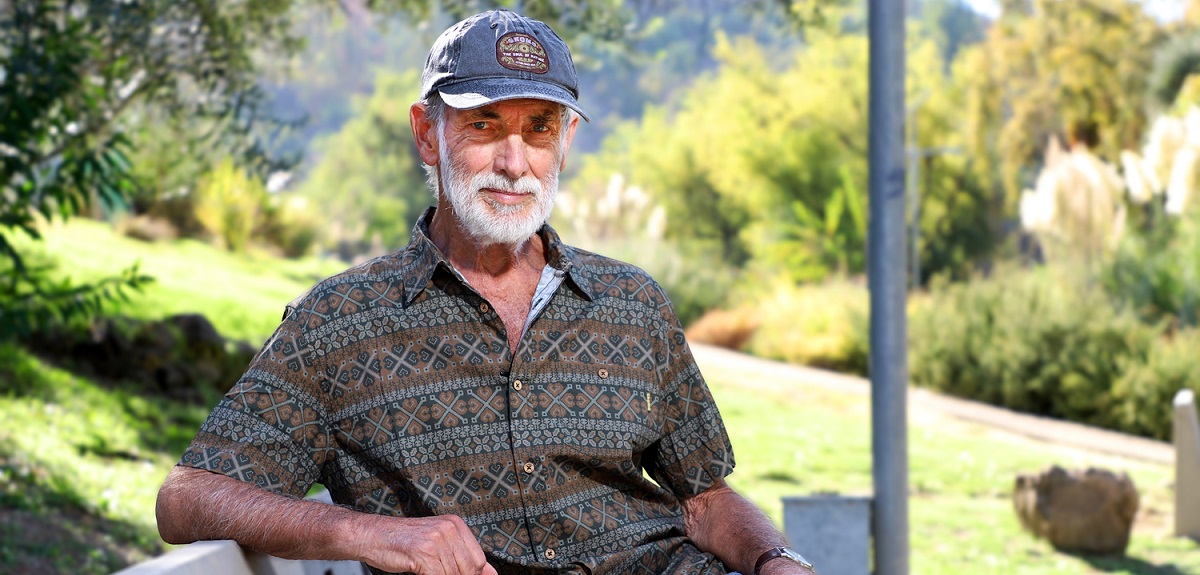 A sus 85 años: Héctor Noguera complementa la actuación y asume la conducción de un programa