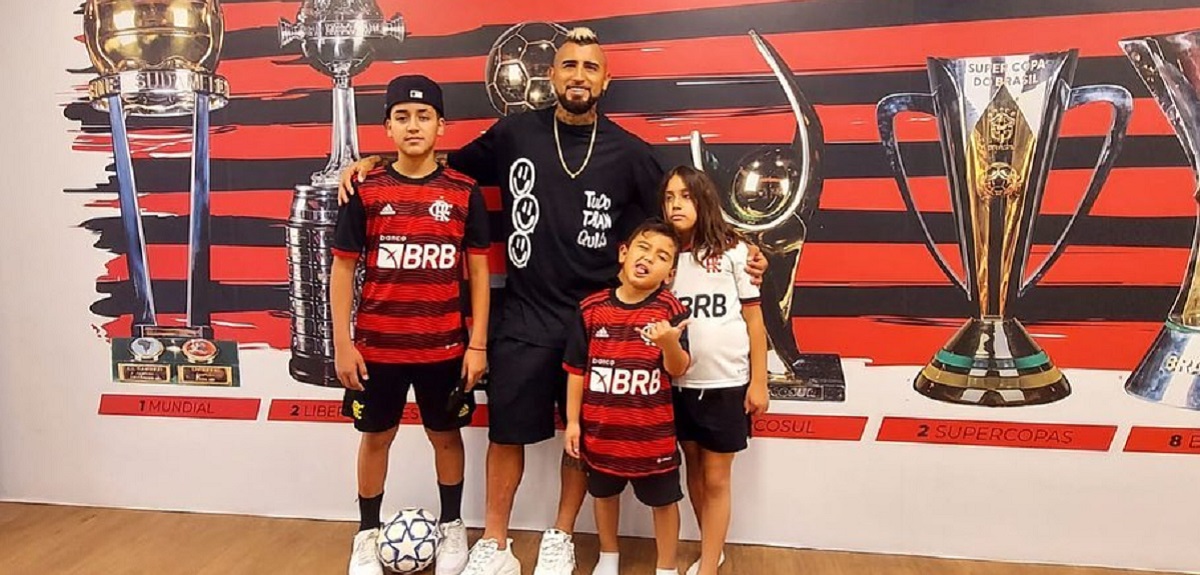 Hijos de Arturo Vidal compartieron con Alexis y Bravo: sorprendió la nueva apariencia de 'Monito'