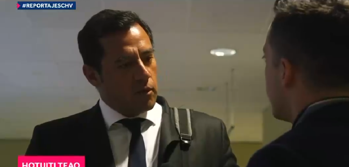 Exponen a Hotuiti Teao por atraso en Congreso: culpó a vuelo de Rapa Nui pero venía de boda en Arica