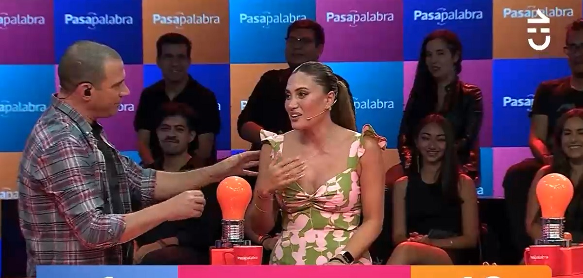 Julián Elfenbein y Karen Bejarano Pasapalabra