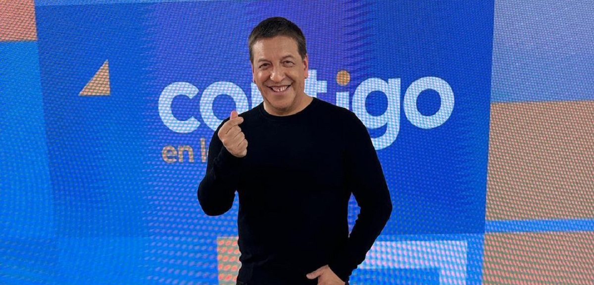 Julio César Rodríguez tuvo tierno gesto con fanática de 92 años: fue aplaudido en redes