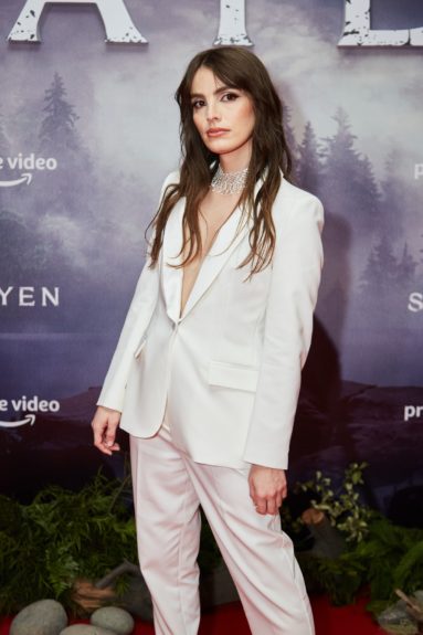 Lux Pascal impacta con su look en estreno de la película 'Sayen' de Prime Video