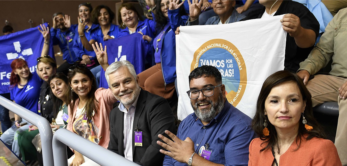 Senado aprueba proyecto que reduce jornada laboral a 40 horas semanales: pasará a tercer trámite