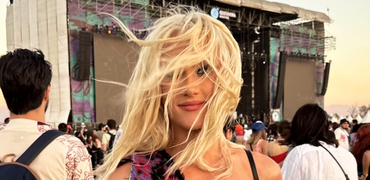 Apostó por el morado: Vesta Lugg y el atrevido look que escogió para el tercer día de Lollapalooza