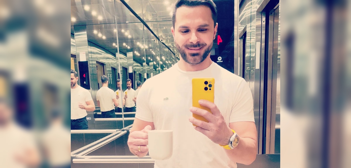 Álvaro Ballero recordó curiosas y divertidas anécdotas con sus primeros celulares: 