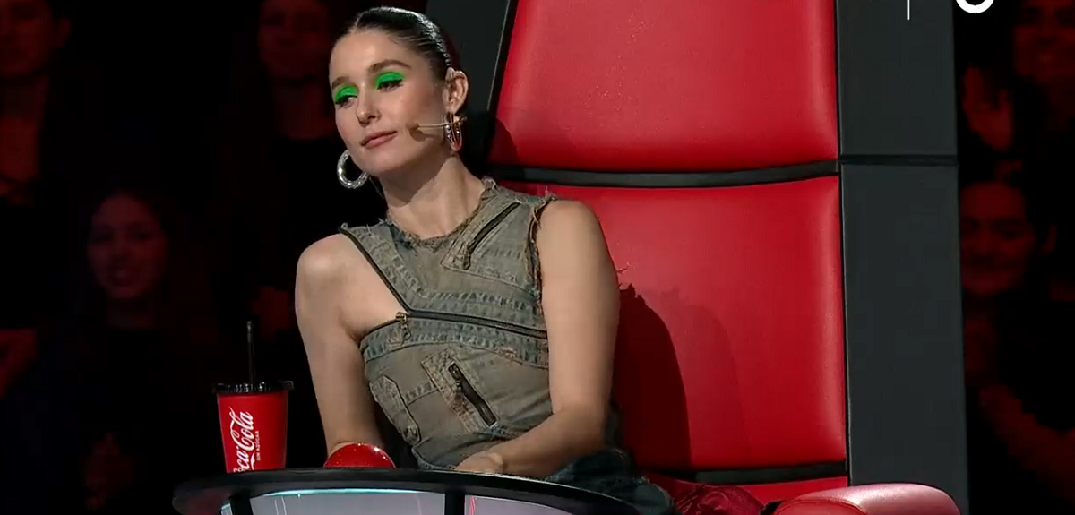 Fran Valenzuela causó reacciones divididas por detalle de su look en nuevo capítulo de The Voice