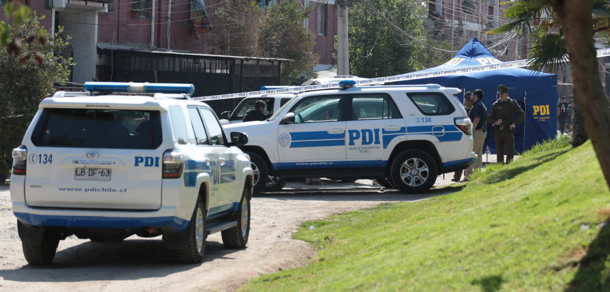 Víctima descuartizada en Maipú recibió 100 puñaladas: PDI halló un serrucho en domicilio de detenido