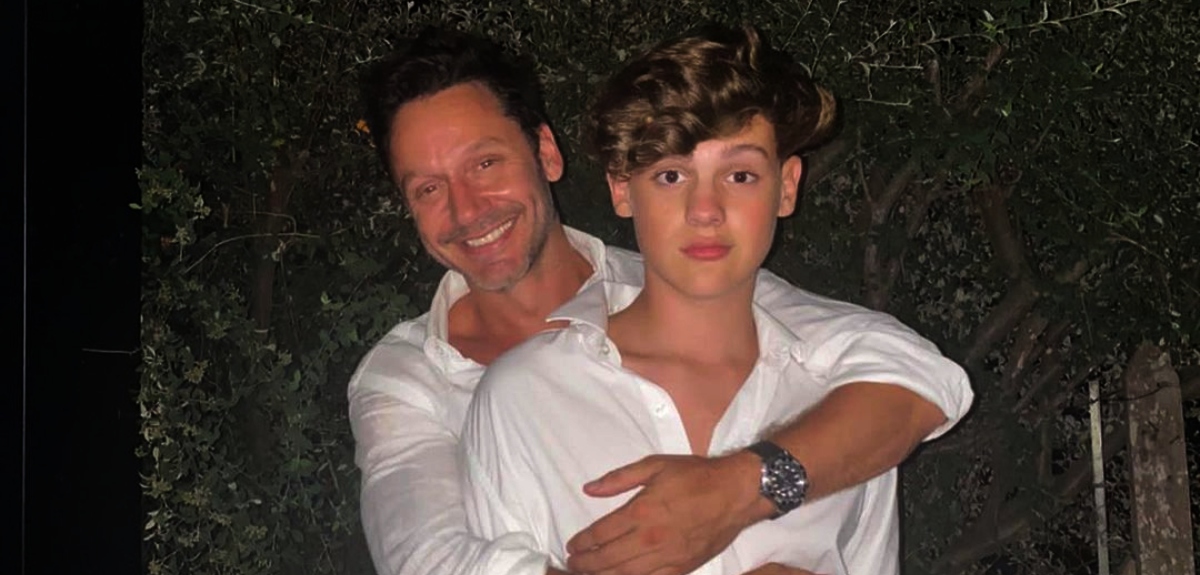 Benjamín Vicuña se conmovió al ver a su hijo en el lanzamiento de su libro: 