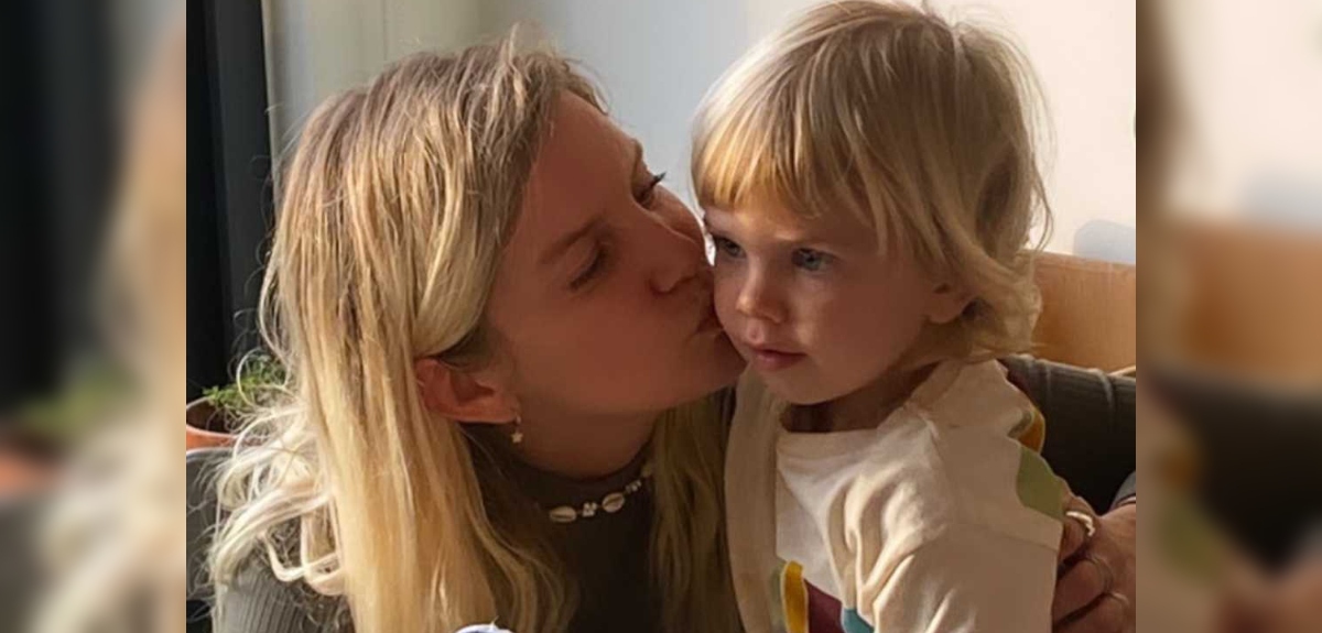 Con colorida torta y una llamativa piñata: así fue el cumpleaños del hijo de Javiera Acevedo