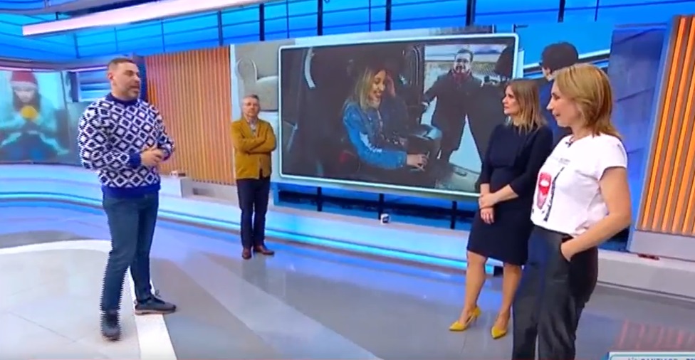 Admiradora va a conocer a Jo