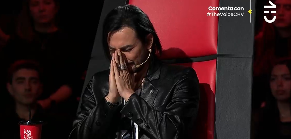 Beto Cuevas se emocionó tras reñido duelo en estreno de los knockouts en The Voice: 