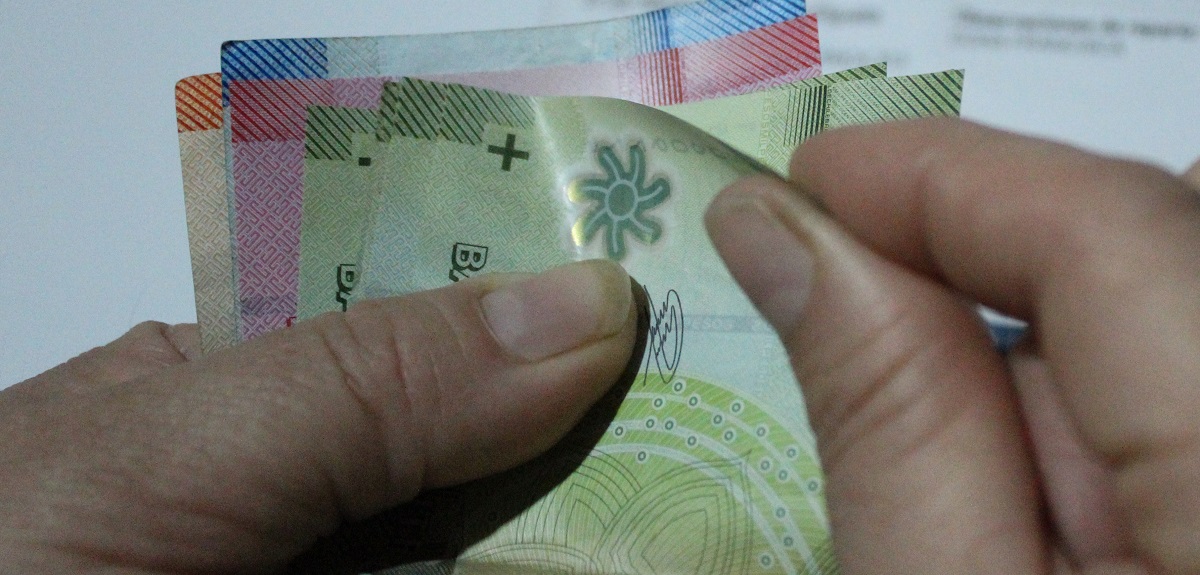 Bono Post Laboral: ¿quiénes pueden acceder al beneficio de $90 mil que se entrega de por vida?