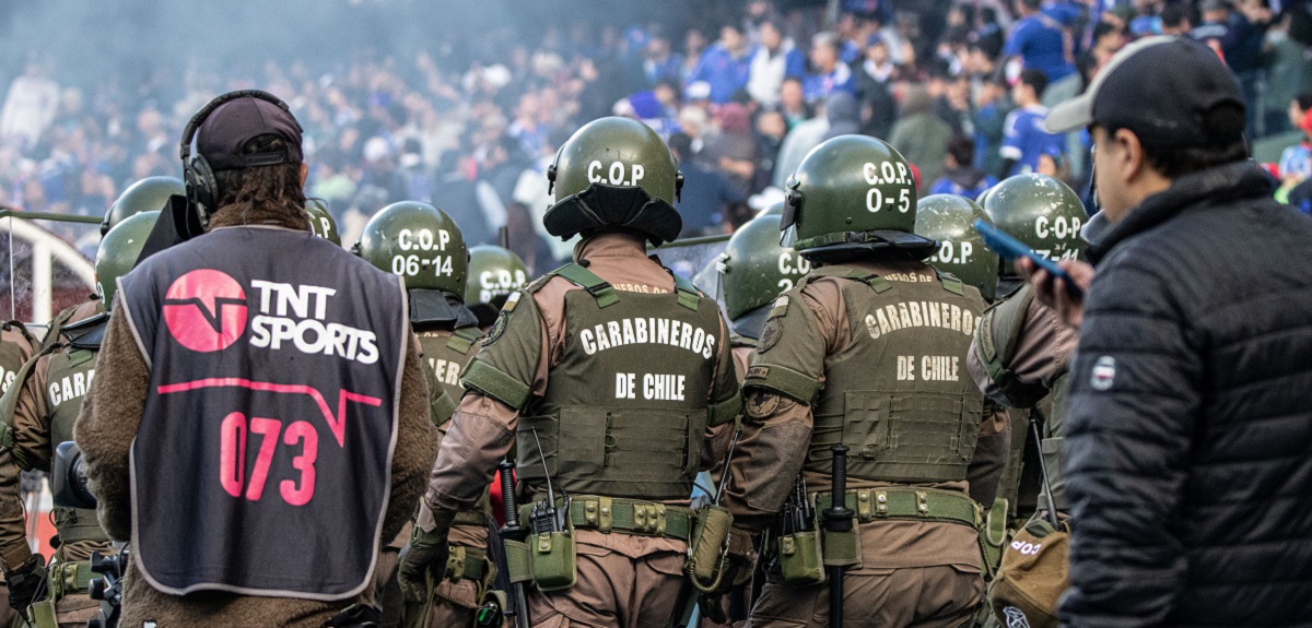 Carabineros descarta estar en condiciones de aumentar dotaciones para partidos de alta convocatoria