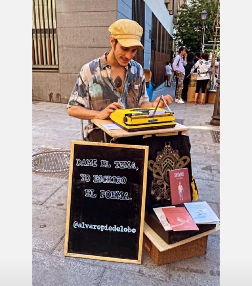 poeta callejero Millaray Viera