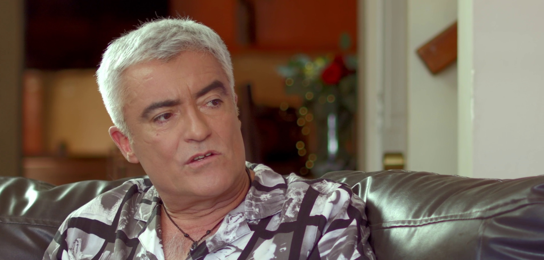 De tú a tú: Mauricio Flores habló del cáncer de su esposa y mostró jacuzzi que le tiene en su patio