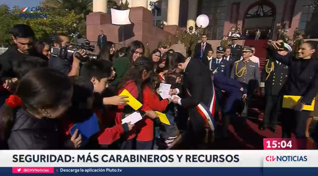 "¡Presidente!": Gabriel Boric y la acción que marcó su salida del Congreso tras la Cuenta Pública