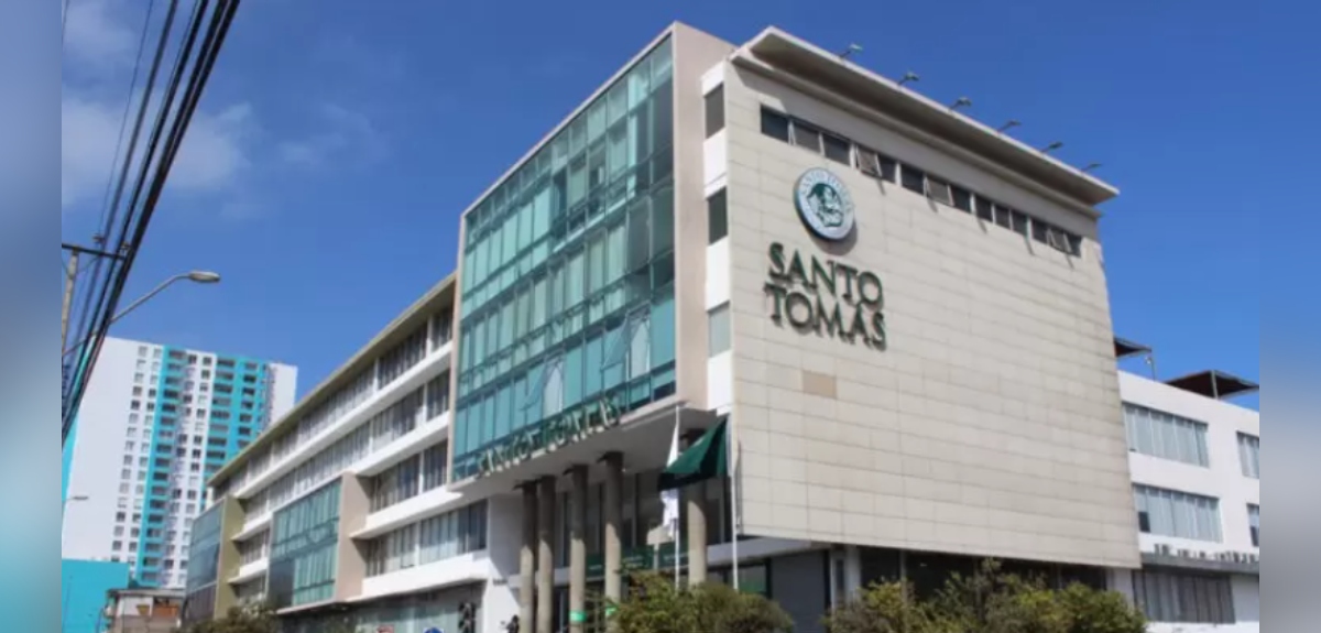 Estudiante murió al interior de Universidad Santo Tomás en Antofagasta: intentaron reanimarla