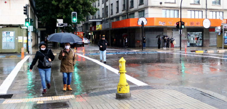En 8 regiones habrá lluvias: ¿cuánta agua caerá en cada zona del país el próximo fin de semana?