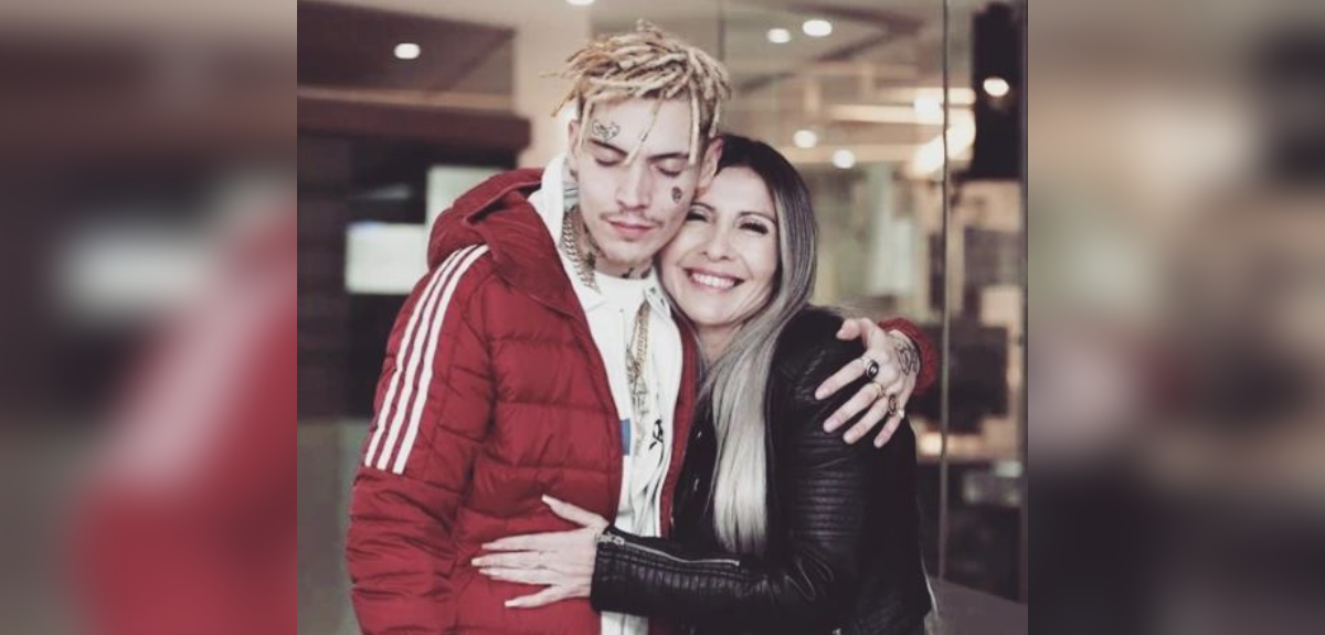 Madre de Marcianeke pidió respeto tras preocupante mensaje de su hijo: 