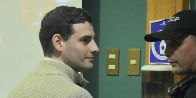 Fijan fecha límite para conocer el veredicto del juicio contra Martín Pradenas