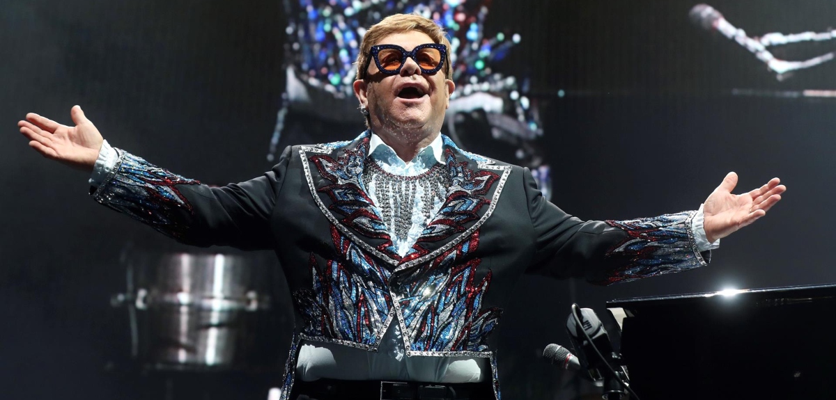 Elton John se despide de los escenarios luego de 52 años: así fue su último show