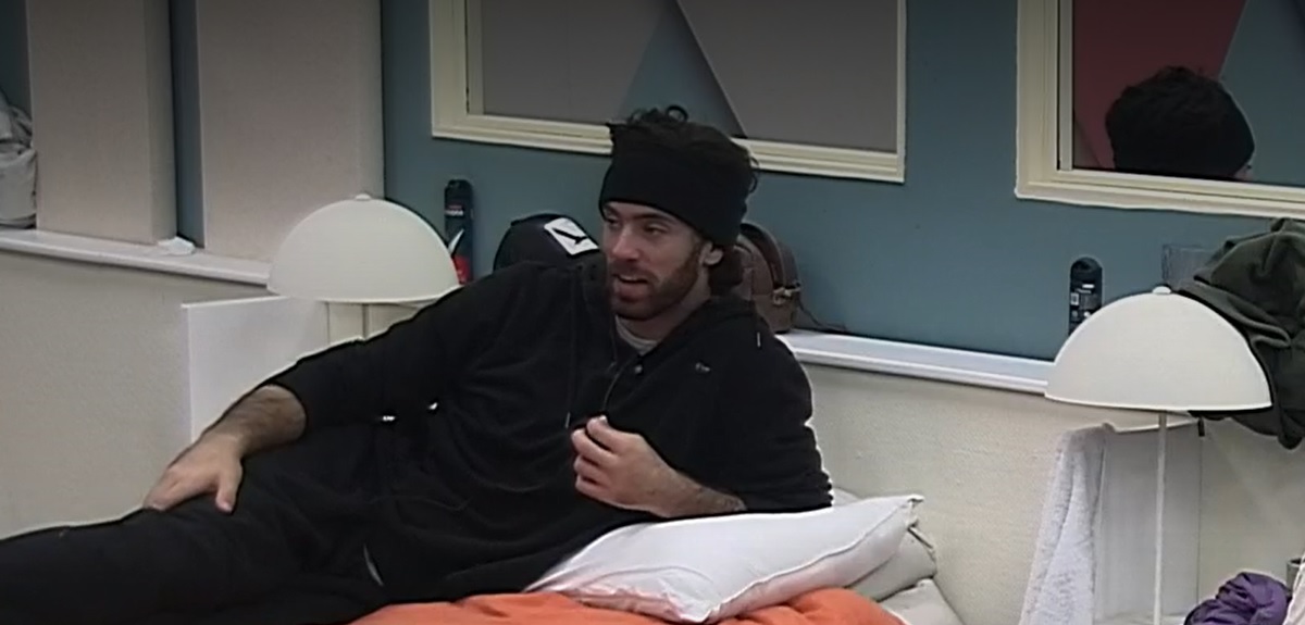 Lucas acusó fuerte ventaja de Coni en Gran Hermano: es la única que vio el reality en el extranjero