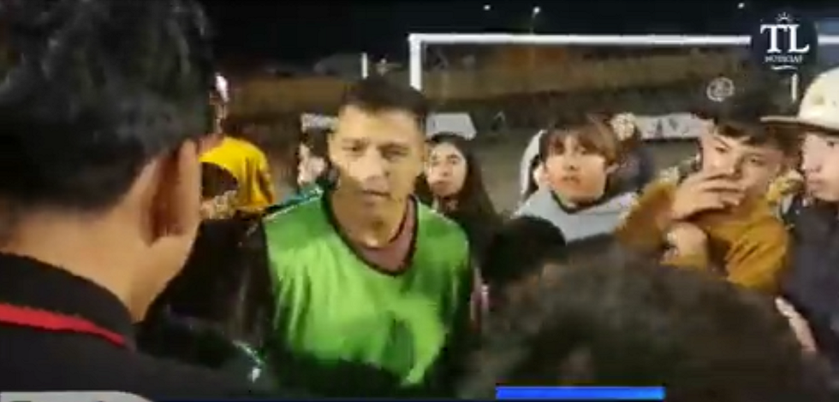 Alexis Sánchez no se olvida de su gente: jugó 'pichanga' con amigos y familiares de Tocopilla