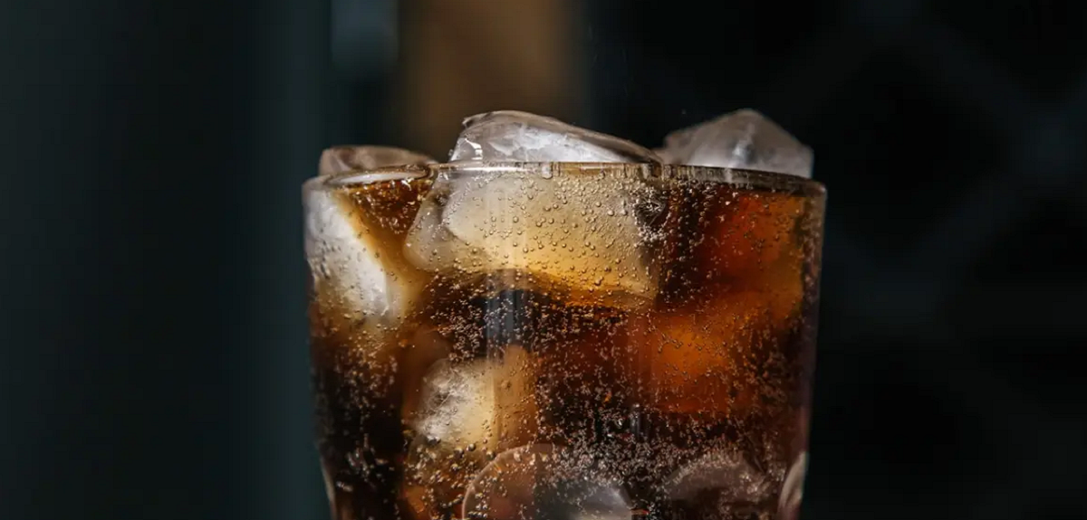 OMS clasifica edulcorante aspartamo como posible cancerígeno pero respalda límite de ingesta diaria