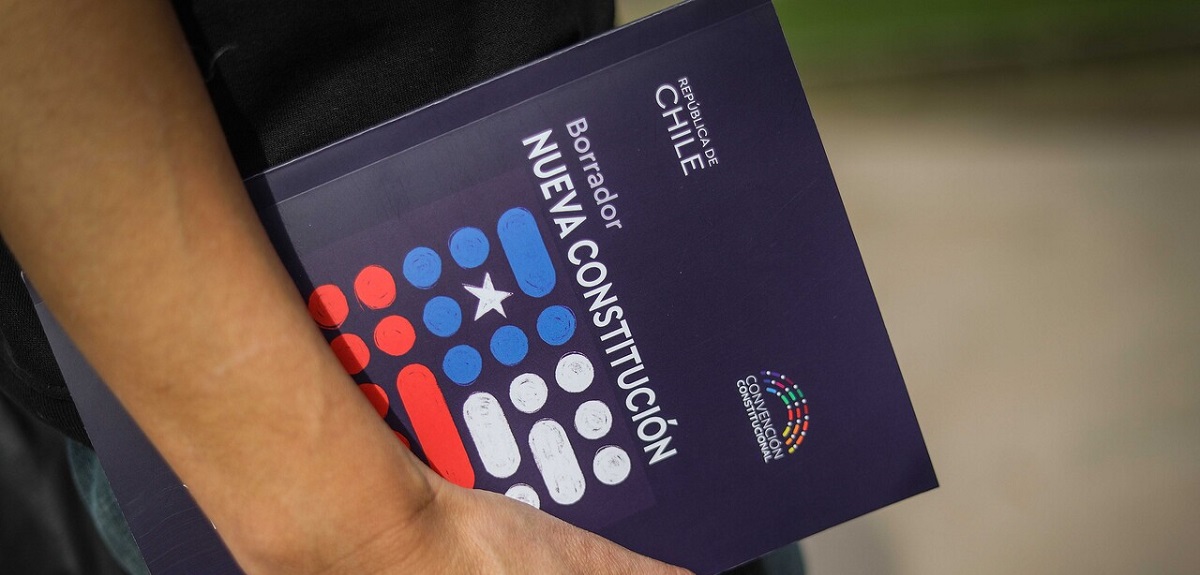 Encuesta Cadem: 90% está de acuerdo con propuesta constitucional de reducir cantidad de diputados