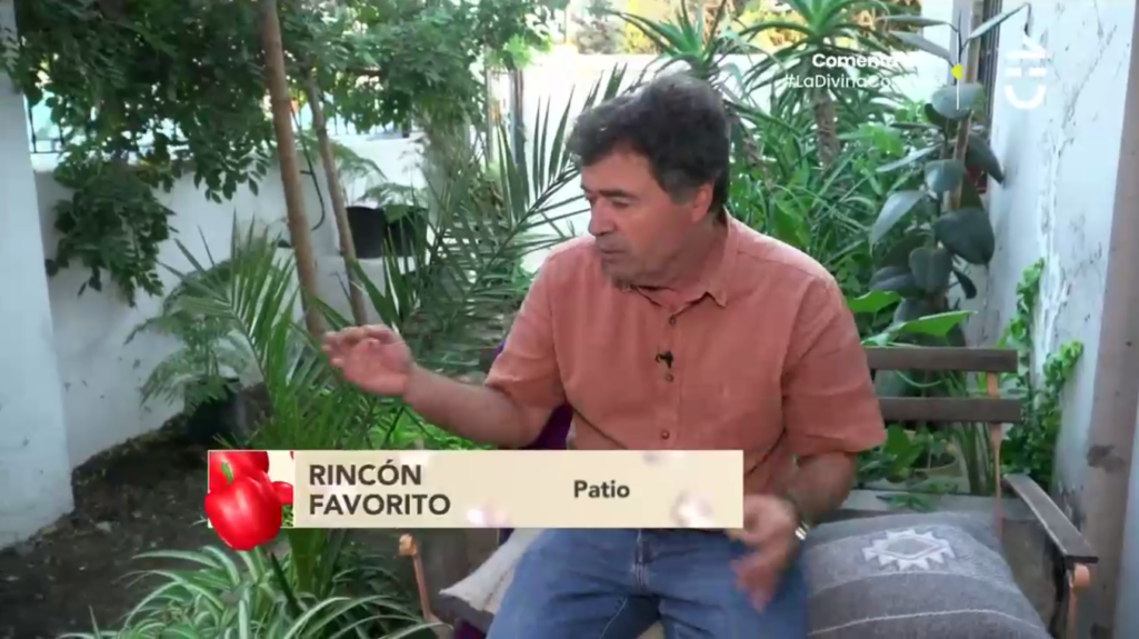 Ministro Esteban Valenzuela mostró sus dos casas en La Divina Comida: tiene particular colección