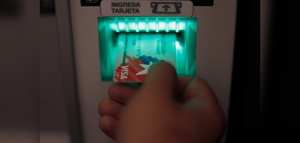 Los molestos cobros asociados a la CuentaRUT de BancoEstado: transferencias, giros y más