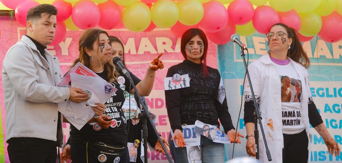 Madre de Tomás Bravo en marcha los niños no se tocan
