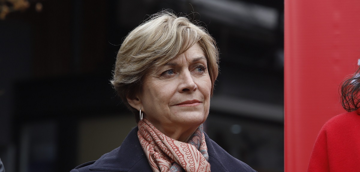 Evelyn Matthei en el primer lugar: estos son los políticos mejor evaluados, según la encuesta CEP