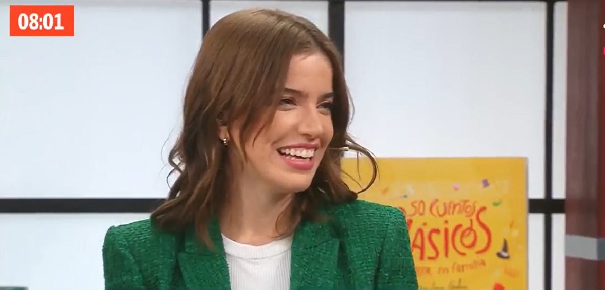 Millaray Viera Buenos Días a Todos